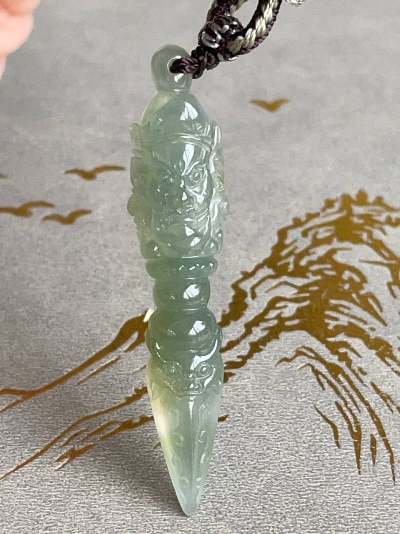 翡翠金刚降魔杵吊坠